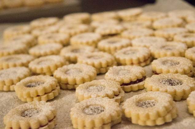 Weihnachtsbäckerei aka #guetzle - The Making Of