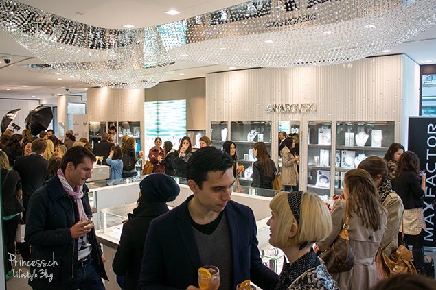 Swarovski Shopping Night für kleine Prinzessinnen