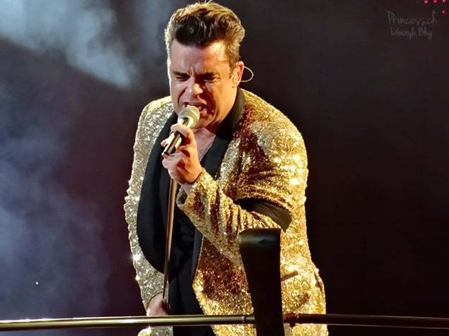 Robbie Williams in Zürich, Take the Crown