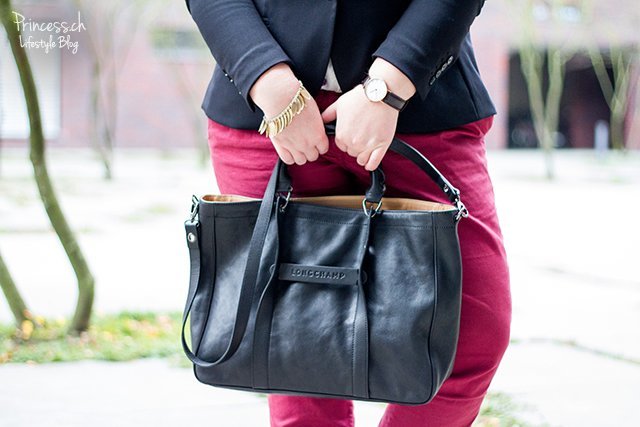 Red Lipstick-Outfit: Business Casual