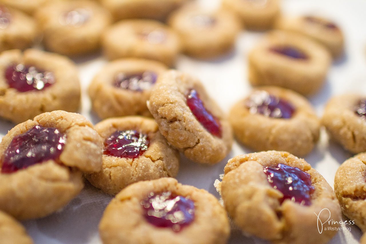 Weihnachtsbäckerei mit Freunden