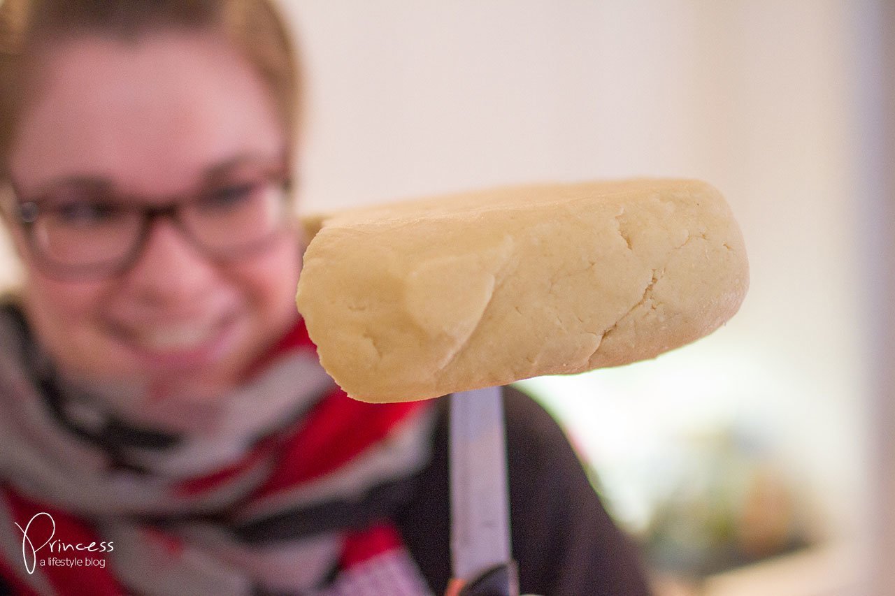 Weihnachtsbäckerei mit Freunden