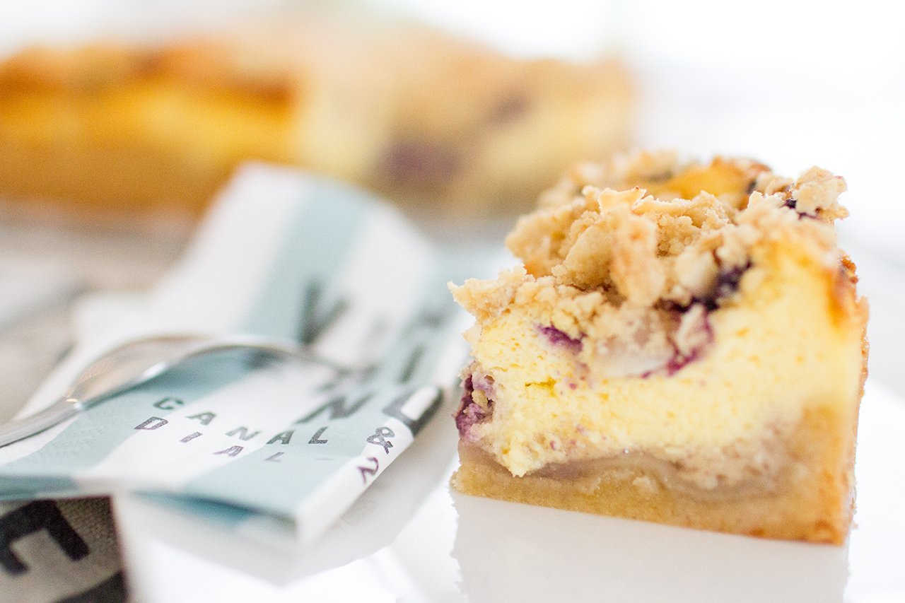 Shortbread and Blueberry Cheesecake