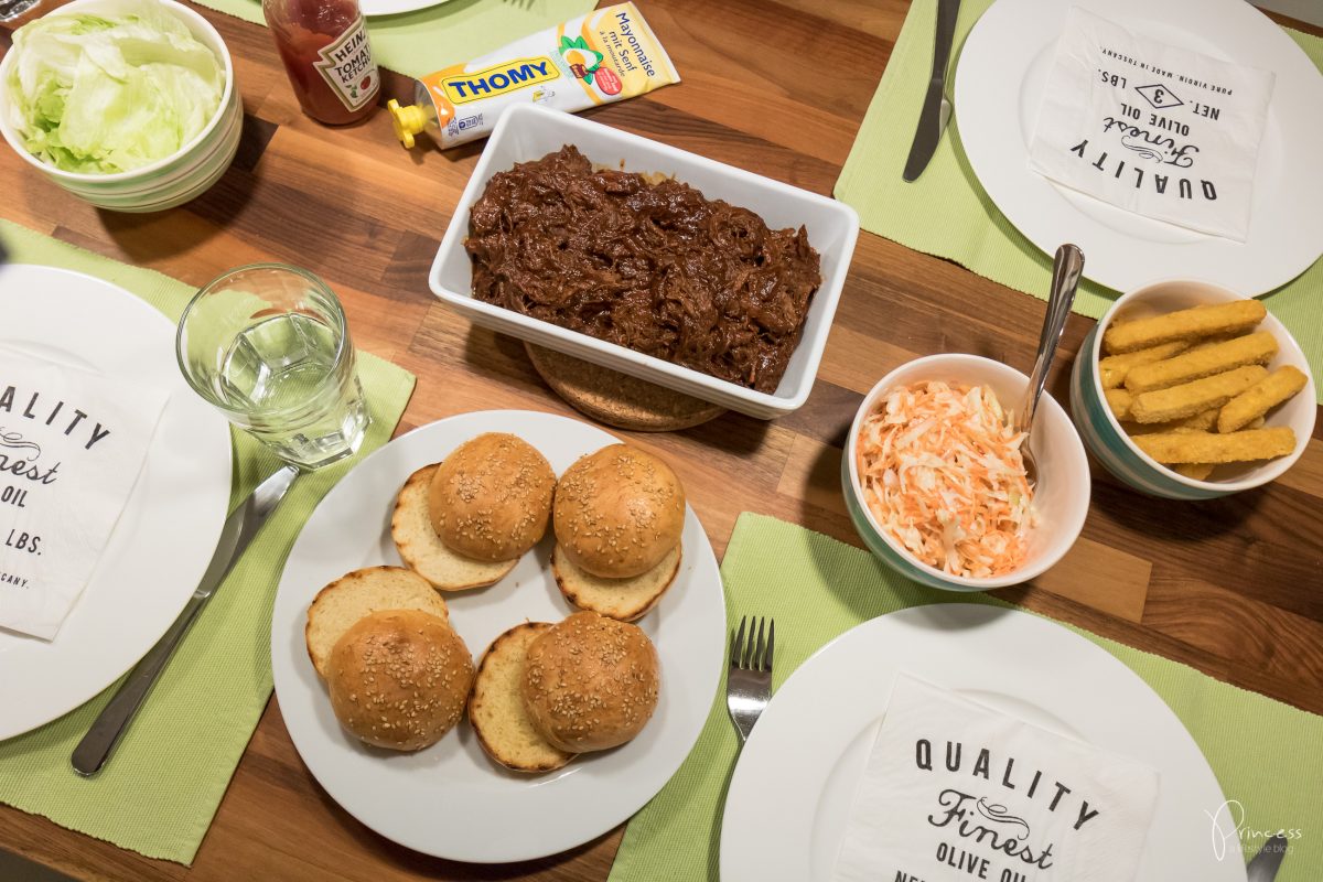 Rezept: Pulled Beef Burger mit Apple-Coleslaw