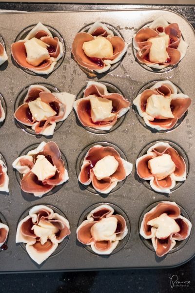 Apéro oder Brunch-Idee: Brombeer Brie Mini-Tarts