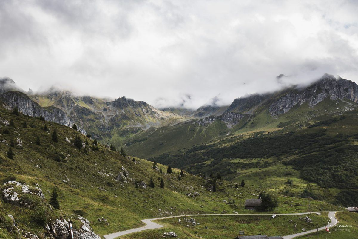 Bergsee-Bungalow am Partnunsee im Prättigau, Graubünden