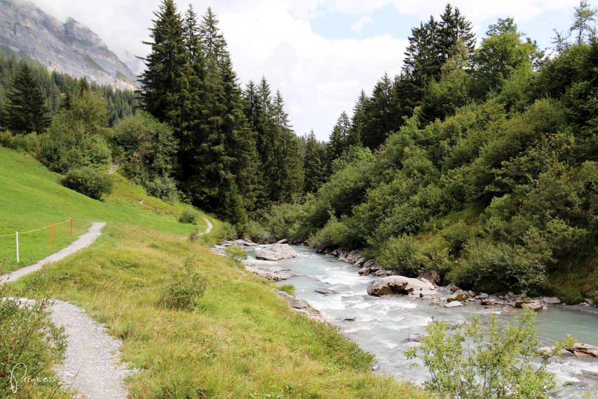 Wellness und Wandern in Flims: Hotel Adula und der Wasserweg