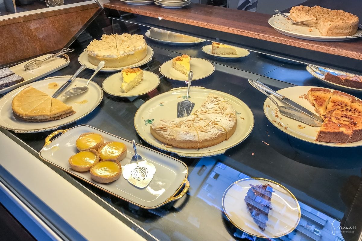 Cafés in Bern: Café Apfelgold mit selbstgemachten Kuchen