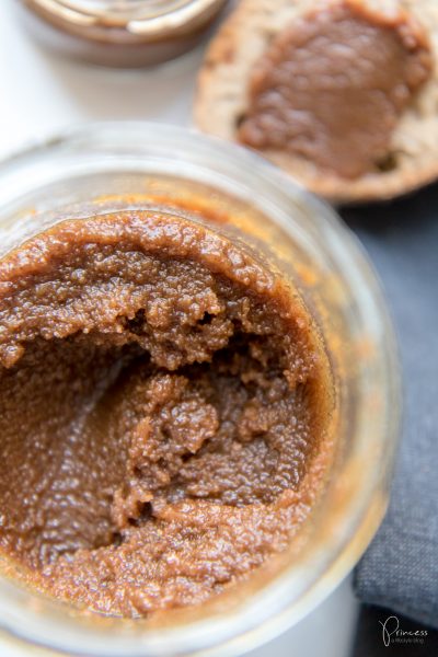 Rezept: Nussbutter Aufstrich selbermachen - Macadamia, Cashew und Pekanuss