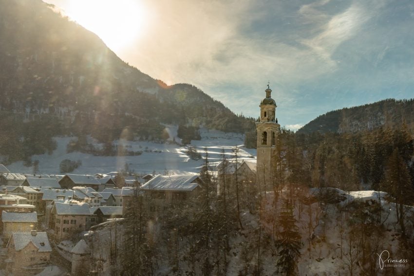 Ausflugsziele Schweiz: Glacier Express - die beste Reisezeit, Route und Angebote