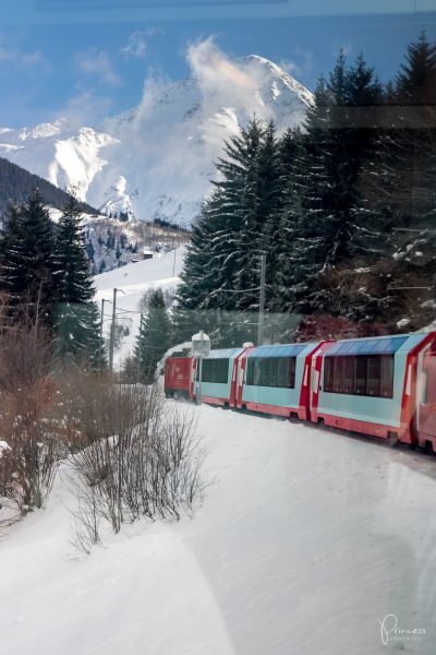 Ausflugsziele Schweiz: Glacier Express - die beste Reisezeit, Route und Angebote