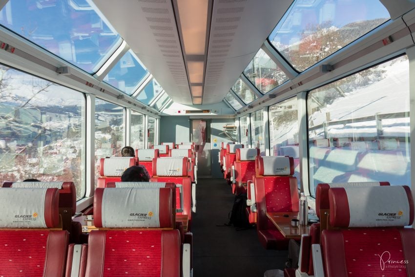 Ausflugsziele Schweiz: Glacier Express - die beste Reisezeit, Route und Angebote